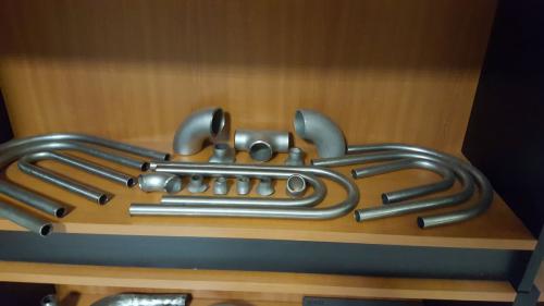 Milyen tényezők befolyásolják a csőhajlítás pontosságát ipari környezetben?